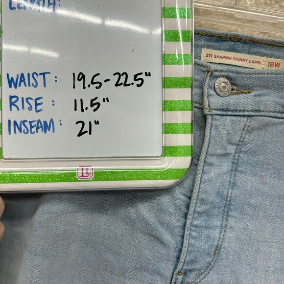 919. Size 18W - LEVI's - 311 Shaping Skinny Denim Capris Jeans NEW - Picture 9 of 9